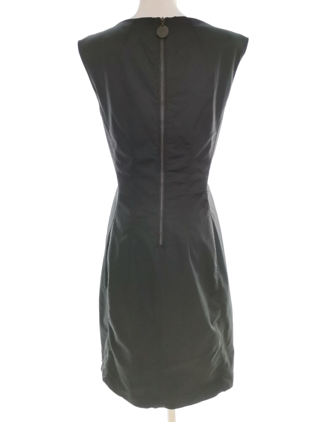 InWear Rozmiar 36 Kolor Czarny Okrągły dekolt Sukienka Ołówkowa Bezrękawnik Do Kolan Materiał Bawełna InWear Rozmiar 36 Kolor Czarny Okrągły dekolt Sukienka Ołówkowa Bezrękawnik Do Kolan Materiał Bawełna