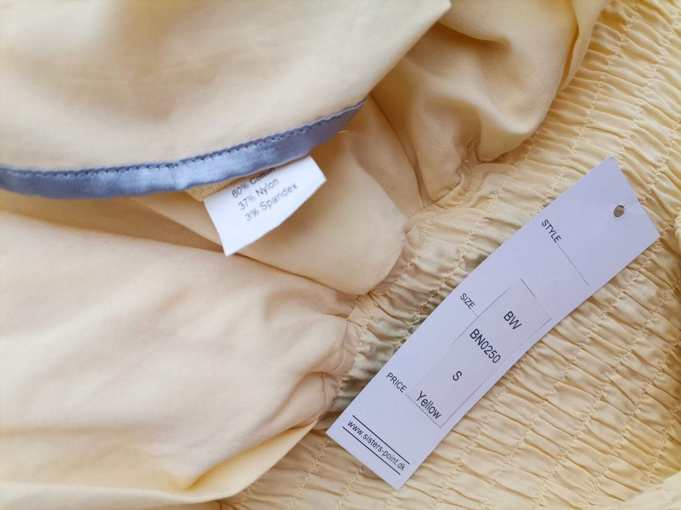 Sisters point Rozmiar S Kolor Żółty Kwadratowy dekolt Sukienka Mini Bezrękawnik Krótka Materiał Bawełna