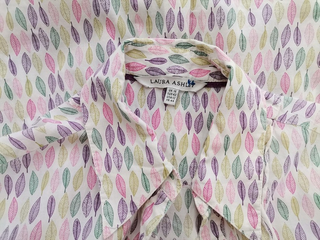 IMG_20220706_141219.jpg Laura ashley Rozmiar 16 (42) Kolor Różowy Kołnierz Bluzka Długi rękaw Materiał Bawełna 100%
