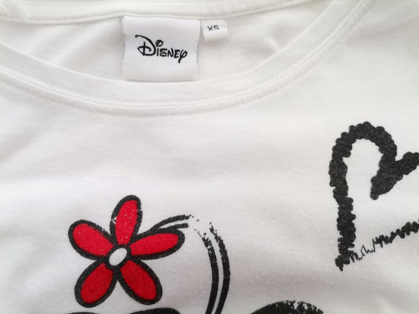 IMG_20220707_123221.jpg Disney Rozmiar XS Kolor Biały Okrągły dekolt Bluzka Długi rękaw Materiał Bawełna 100%