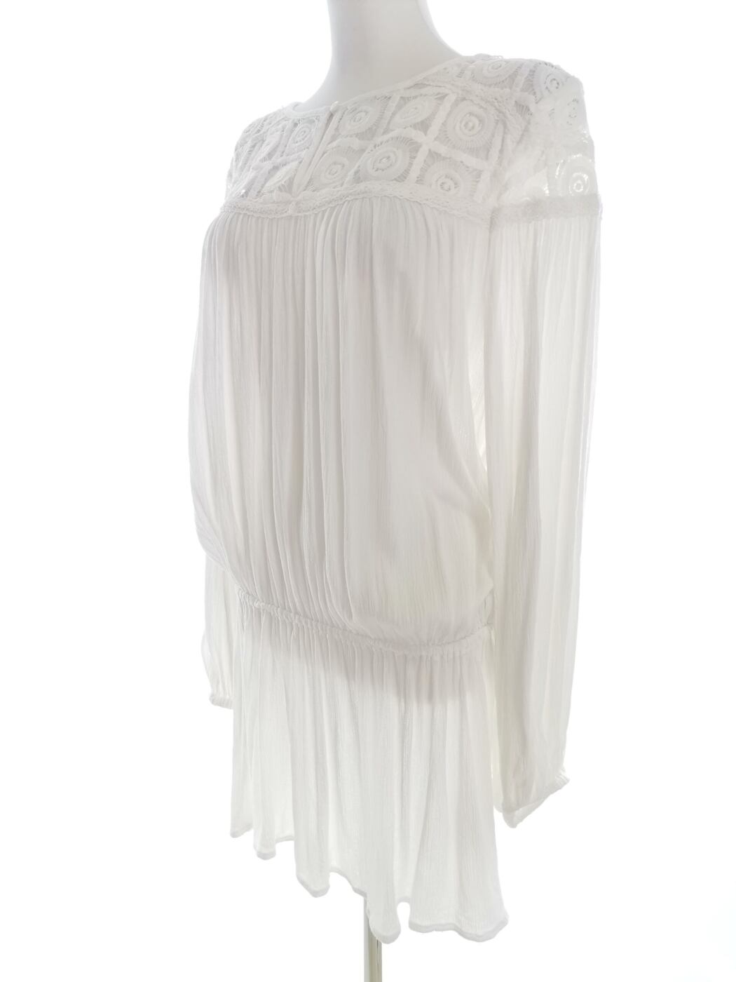 Lindex Rozmiar M Kolor Biały Okrągły dekolt Sukienka Blouson Długi rękaw Do Kolan Materiał Wiskoza 100% Lindex Rozmiar M Kolor Biały Okrągły dekolt Sukienka Blouson Długi rękaw Do Kolan Materiał Wiskoza 100%