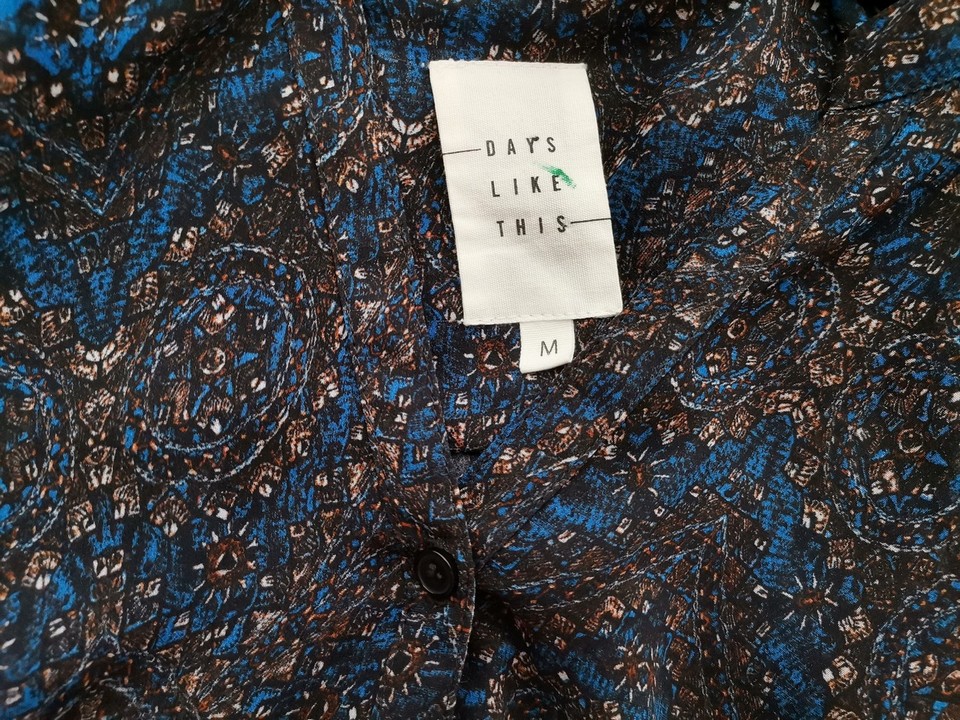 IMG_20220712_122839.jpg DAYS LIKE THIS Rozmiar M Kolor Czarny Damask Paisley Split Crew Neck Bluzka Długi rękaw