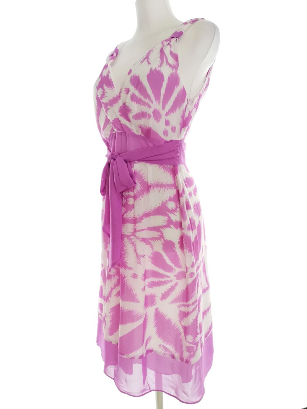 Marks&spencer Rozmiar 10 (38) Kolor Fioletowy W serek Sukienka A-Line Bezrękawnik Midi Marks&spencer Rozmiar 10 (38) Kolor Fioletowy W serek Sukienka A-Line Bezrękawnik Midi