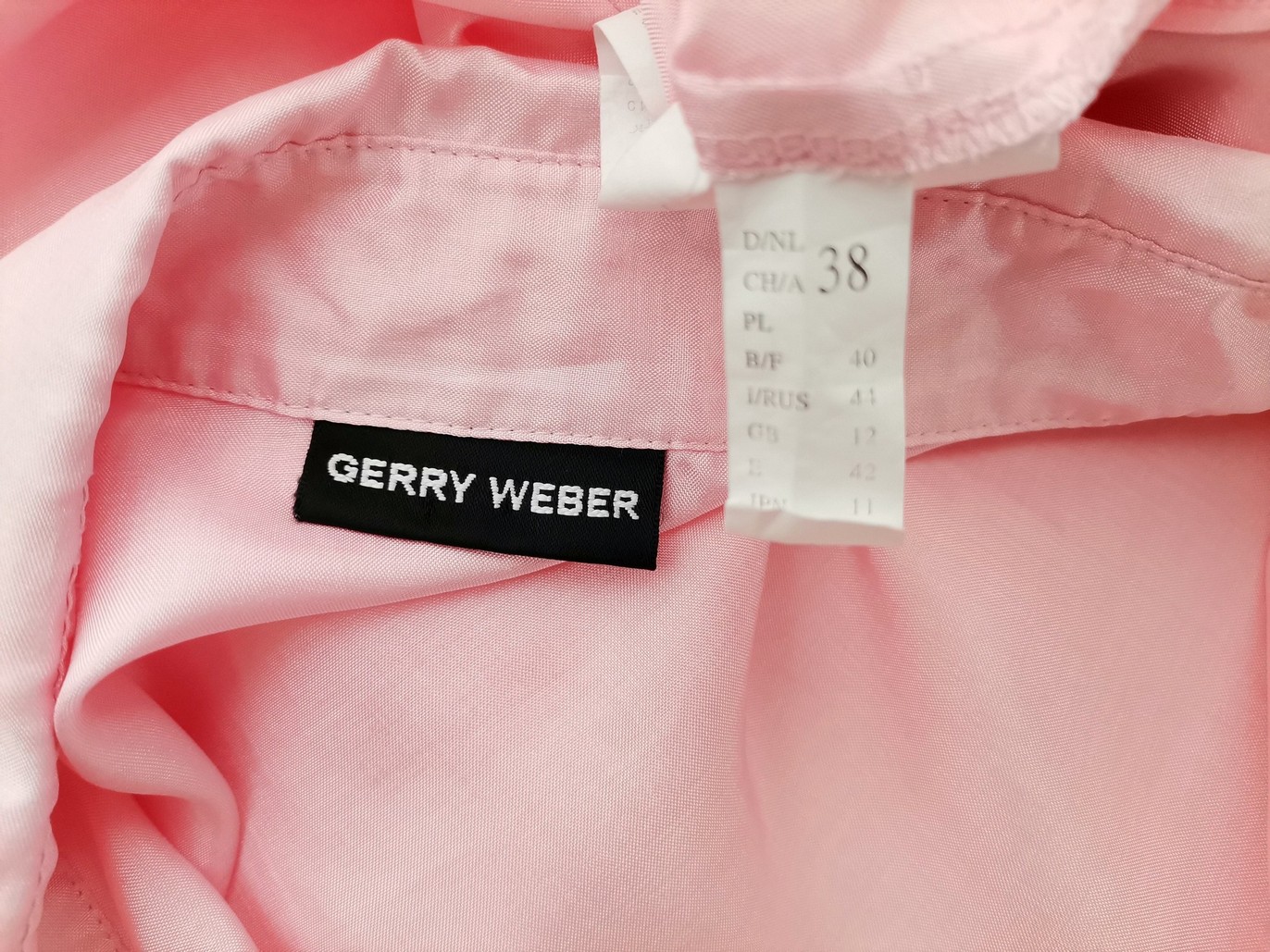 IMG_20220714_112417.jpg Gerry weber Rozmiar 38 Kolor Różowy Kołnierz Koszula Zapinana Bluzka Krótki rękaw