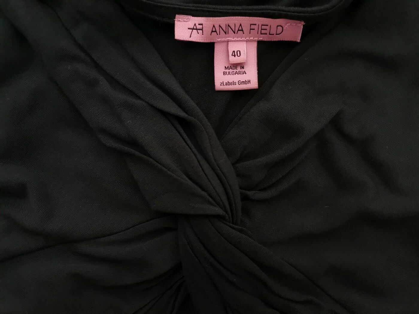 Anna Field Rozmiar 40 Kolor Szmaragdowy W serek Tunika Bluzka Rękaw 3/4 Materiał Wiskoza 100% Anna Field Rozmiar 40 Kolor Szmaragdowy W serek Tunika Bluzka Rękaw 3/4 Materiał Wiskoza 100%