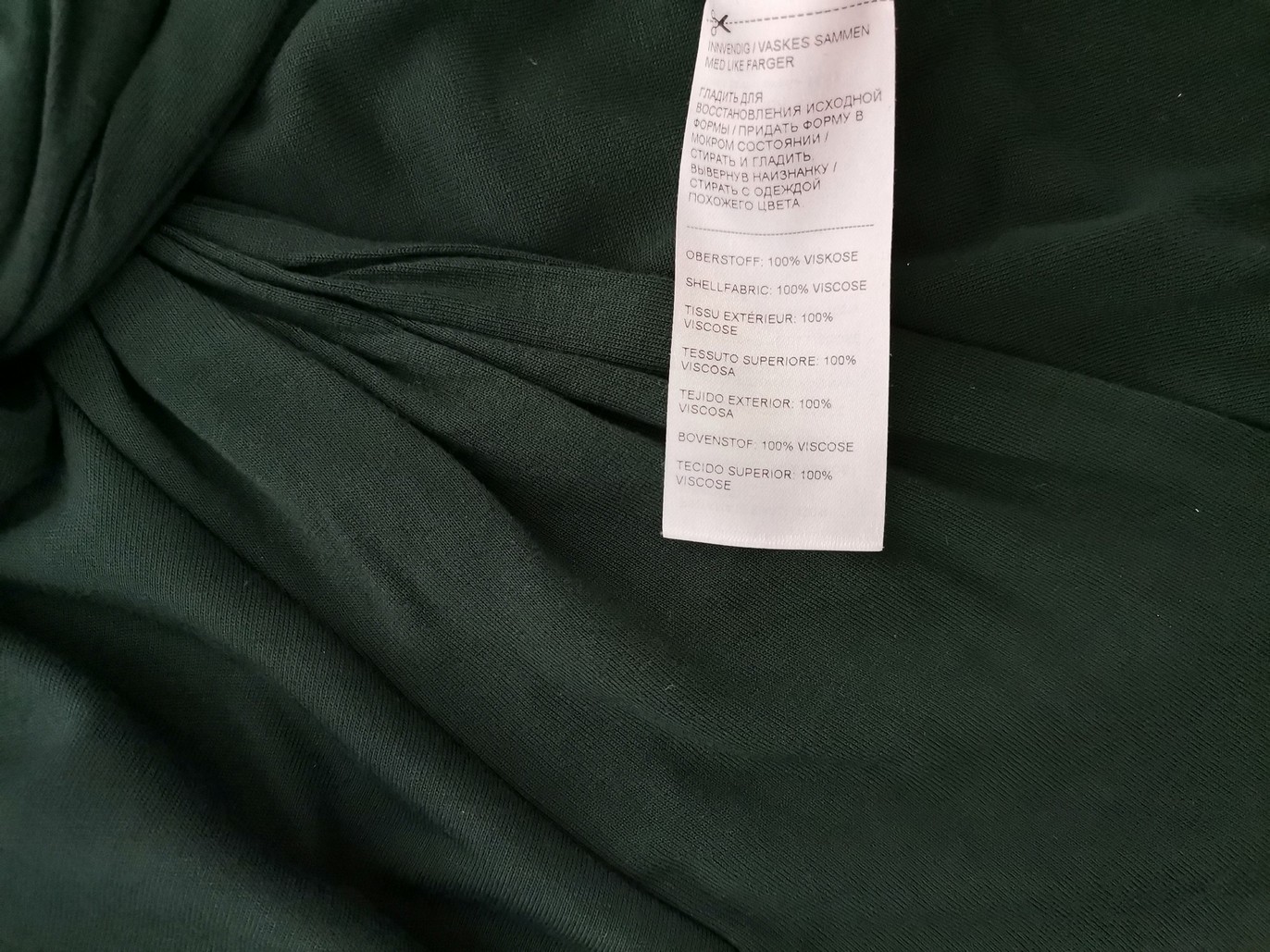Anna Field Rozmiar 40 Kolor Szmaragdowy W serek Tunika Bluzka Rękaw 3/4 Materiał Wiskoza 100% Anna Field Rozmiar 40 Kolor Szmaragdowy W serek Tunika Bluzka Rękaw 3/4 Materiał Wiskoza 100%