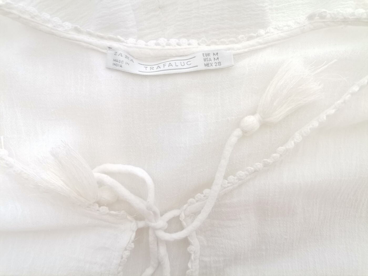 IMG_20220718_121527.jpg Zara TRF Rozmiar M Kolor Biały Keyhole Crew Neck Bluzka Rękaw 3/4