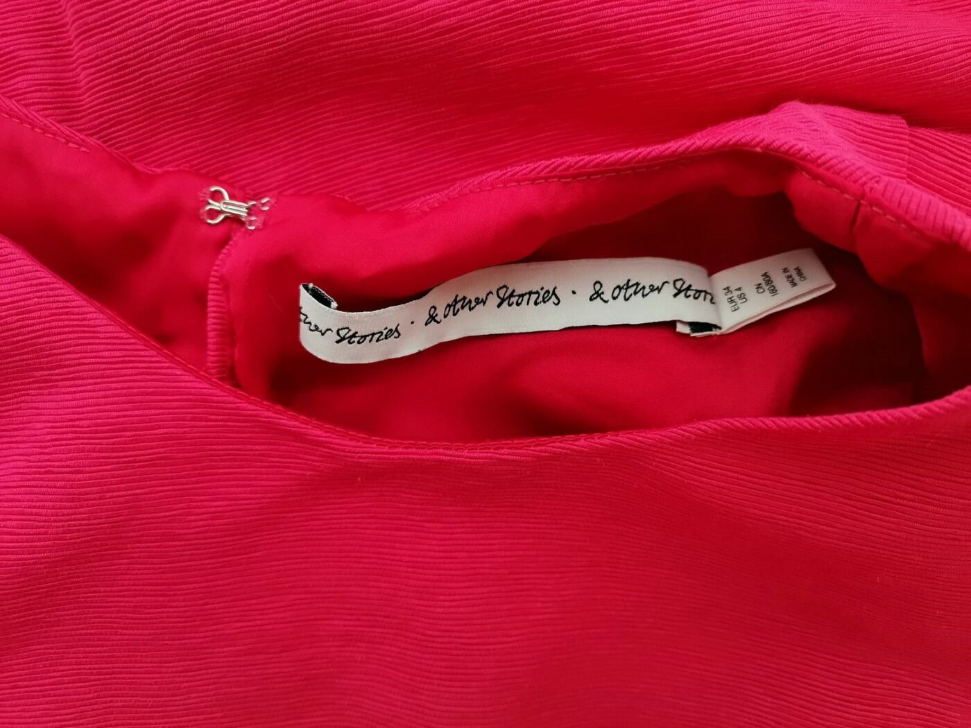 Other stories Rozmiar 34 Kolor Różowy Crew Neck Sukienka Mini Bezrękawnik Krótka Materiał Wiskoza Other stories Rozmiar 34 Kolor Różowy Crew Neck Sukienka Mini Bezrękawnik Krótka Materiał Wiskoza