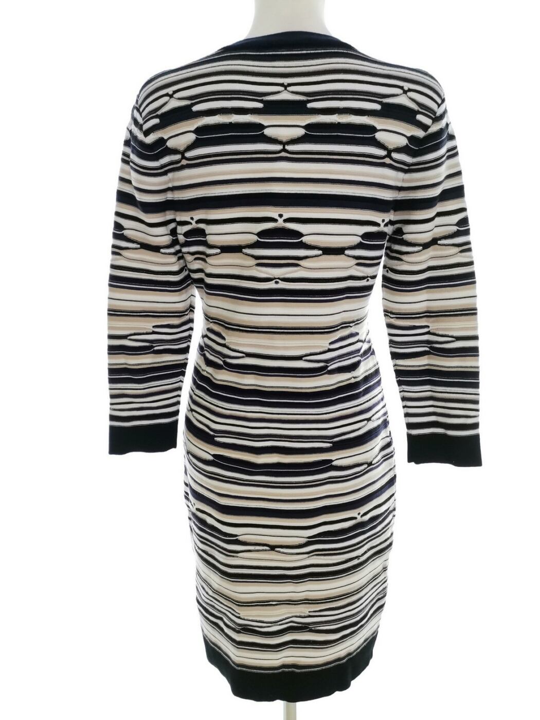 Karen MILLEN Rozmiar L Kolor Czarny Okrągły dekolt Sukienka Sweterkowa Rękaw 3/4 Do Kolan Materiał Wiskoza Karen MILLEN Rozmiar L Kolor Czarny Okrągły dekolt Sukienka Sweterkowa Rękaw 3/4 Do Kolan Materiał Wiskoza