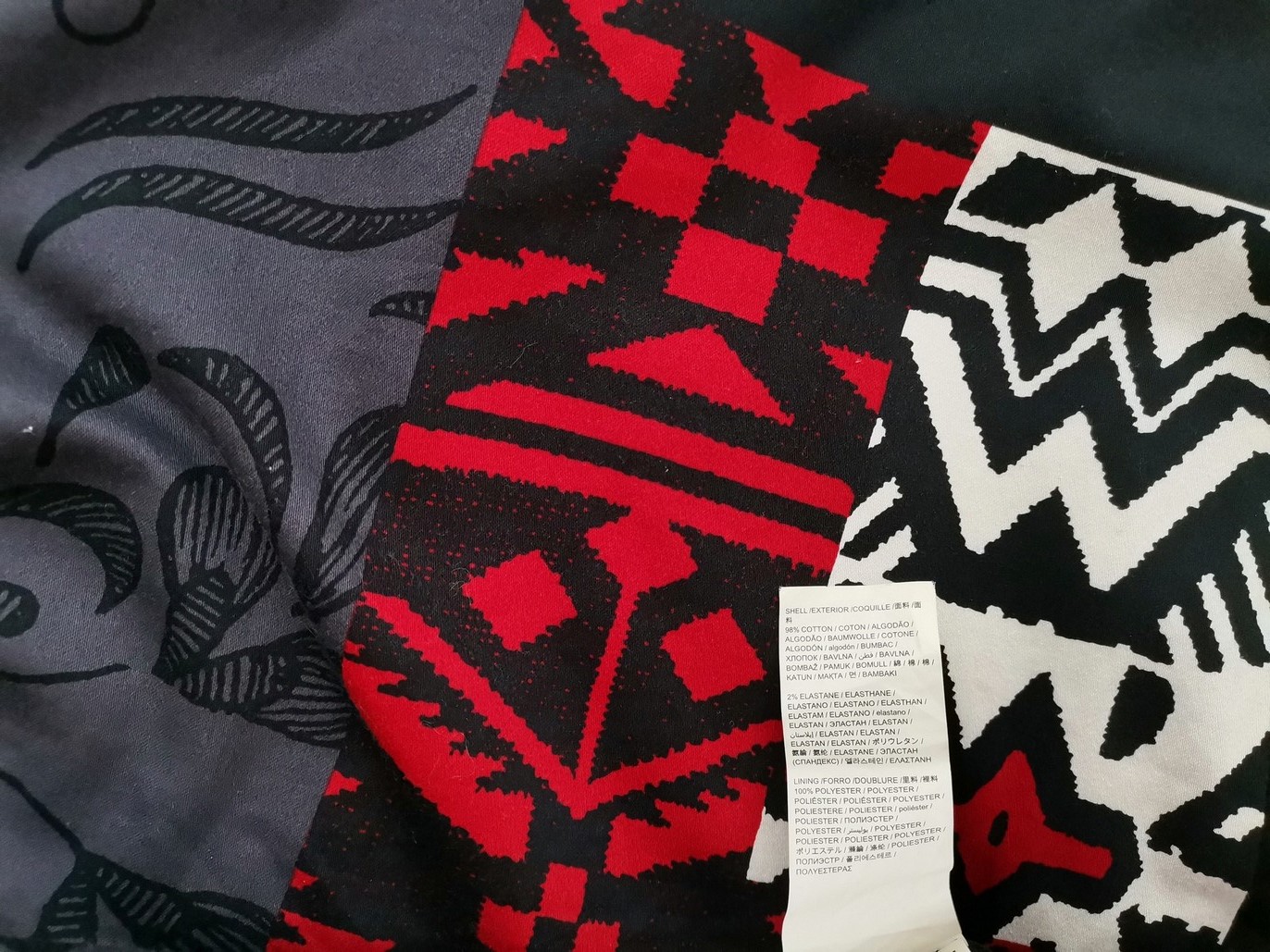 DESIGUAL Rozmiar 36 Kolor Czarny W łódkę Sukienka Sweterkowa Bezrękawnik Do Kolan Materiał Bawełna DESIGUAL Rozmiar 36 Kolor Czarny W łódkę Sukienka Sweterkowa Bezrękawnik Do Kolan Materiał Bawełna