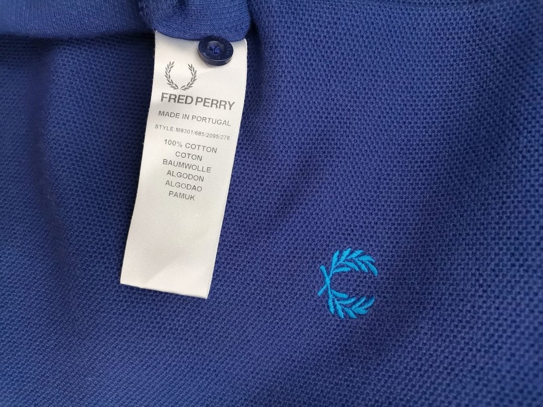 IMG_20220802_110124.jpg Fred Perry Rozmiar M Kolor Granatowy Kołnierz Męska Koszula Polo Krótki rękaw Materiał Bawełna 100%