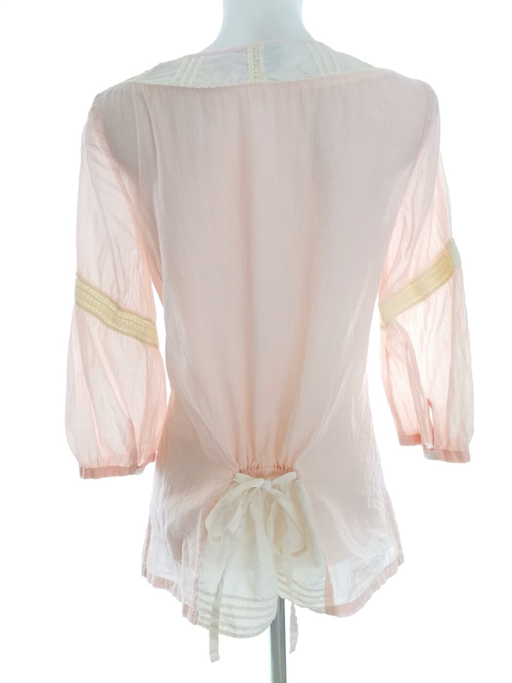 IMG_20220802_112847.jpg Juicy couture Rozmiar 4 (38) Kolor Różowy Pasy Okrągły dekolt Bluzka Zapinana Rękaw 3/4