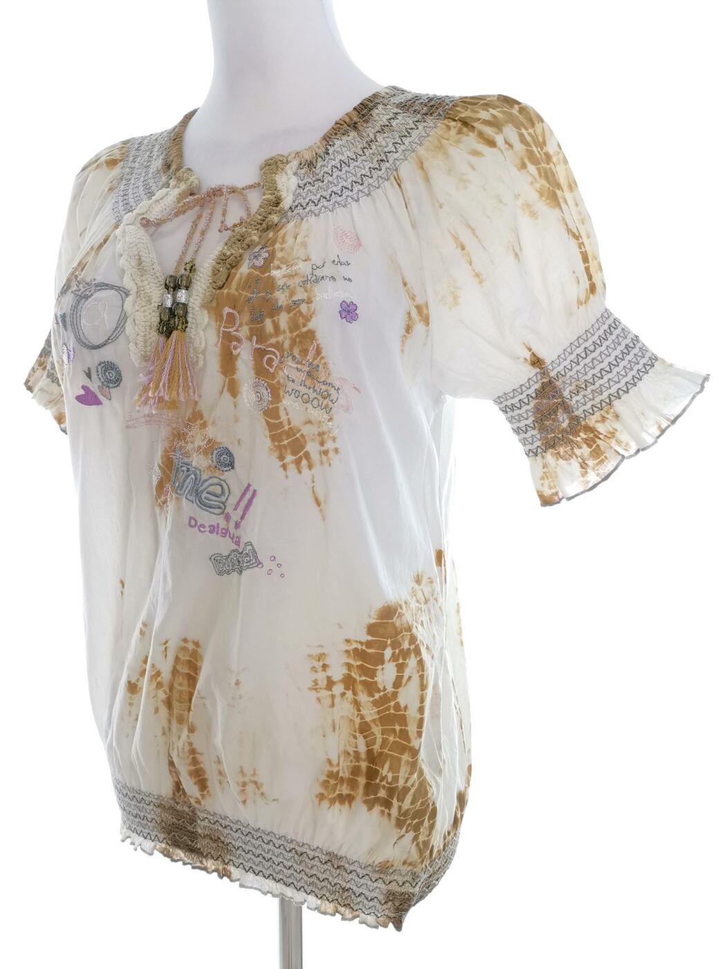 IMG_20220803_124607.jpg DESIGUAL Rozmiar M Kolor Kremowy Keyhole Crew Neck Bluzka Krótki rękaw Materiał Bawełna 100%