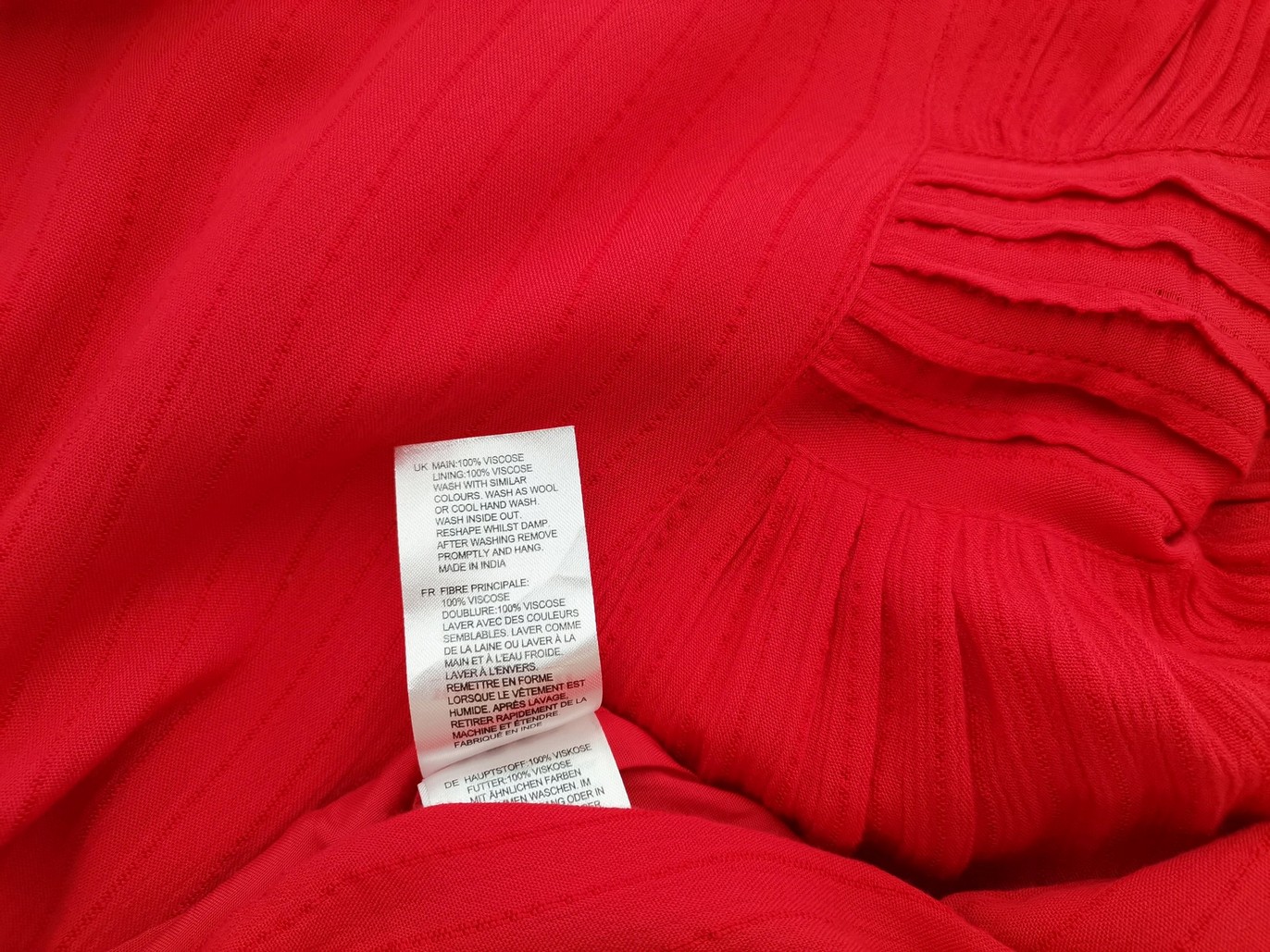 White stuff Rozmiar 10 (38) Kolor Czerwony Okrągły dekolt Sukienka Maxi Długi rękaw Długa Materiał Wiskoza 100% White stuff Rozmiar 10 (38) Kolor Czerwony Okrągły dekolt Sukienka Maxi Długi rękaw Długa Materiał Wiskoza 100%