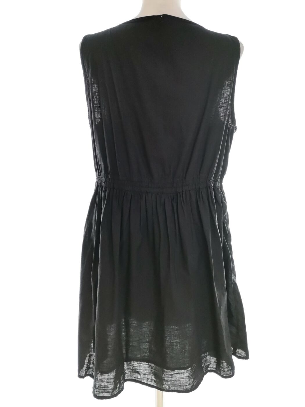 Zizzi Rozmiar M Kolor Czarny Okrągły dekolt Sukienka Sheath Bezrękawnik Do Kolan Materiał Bawełna 100% Zizzi Rozmiar M Kolor Czarny Okrągły dekolt Sukienka Sheath Bezrękawnik Do Kolan Materiał Bawełna 100%
