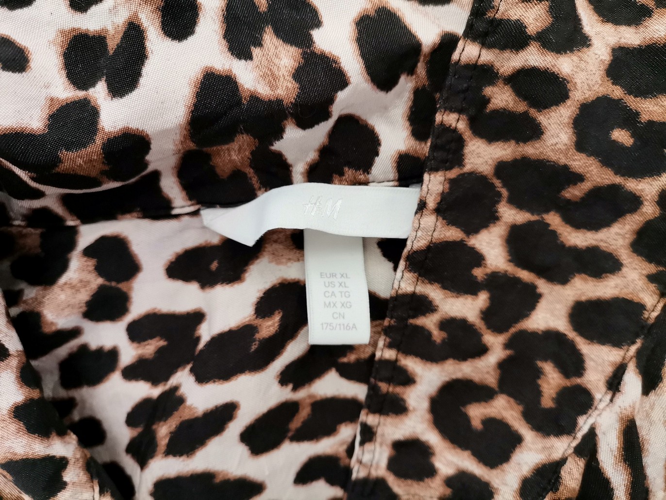 IMG_20220809_122501.jpg H&m Rozmiar XL Kolor Brązowy Panterka Kołnierz Bluzka Krótki rękaw Materiał Wiskoza 100%