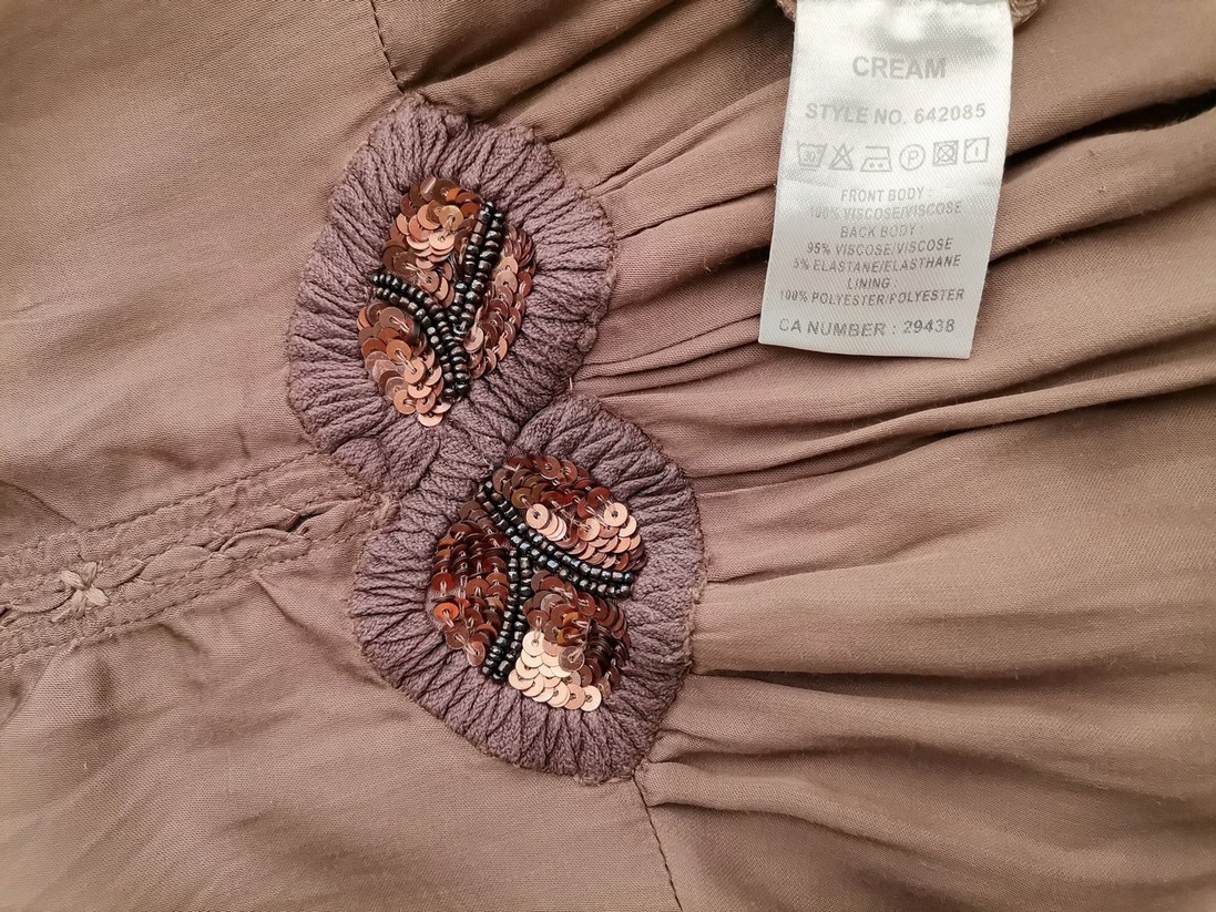 Cream Rozmiar XL Kolor Brązowy W serek Sukienka A-Line Bezrękawnik Midi Materiał Wiskoza 100% Cream Rozmiar XL Kolor Brązowy W serek Sukienka A-Line Bezrękawnik Midi Materiał Wiskoza 100%
