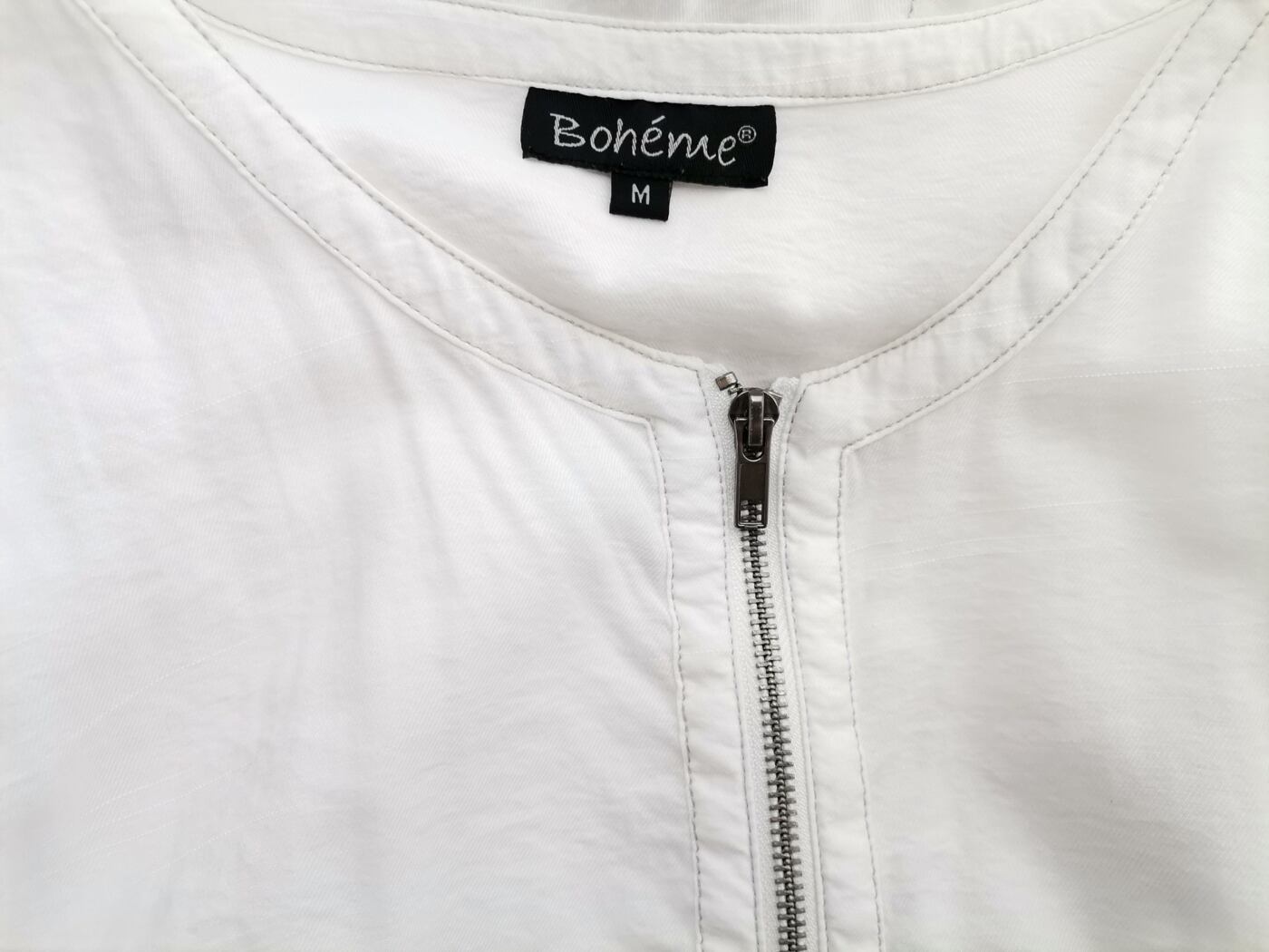 BOHEME Rozmiar M Kolor Biały Okrągły dekolt Tunika Zamek Błyskawiczny Rękaw 3/4 Materiał Tencel BOHEME Rozmiar M Kolor Biały Okrągły dekolt Tunika Zamek Błyskawiczny Rękaw 3/4 Materiał Tencel
