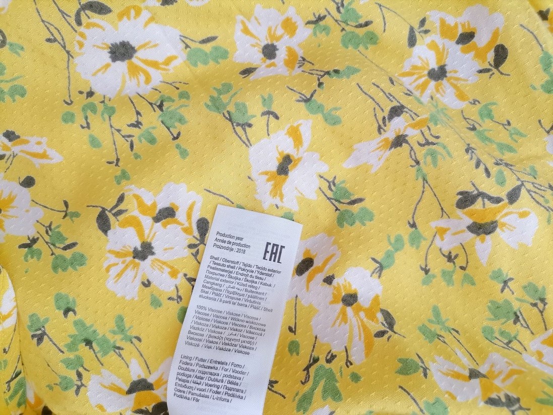 Vero moda Rozmiar S Kolor Żółty W serek Sukienka Letnia Krótki rękaw Do Kolan Materiał Wiskoza 100% Vero moda Rozmiar S Kolor Żółty W serek Sukienka Letnia Krótki rękaw Do Kolan Materiał Wiskoza 100%