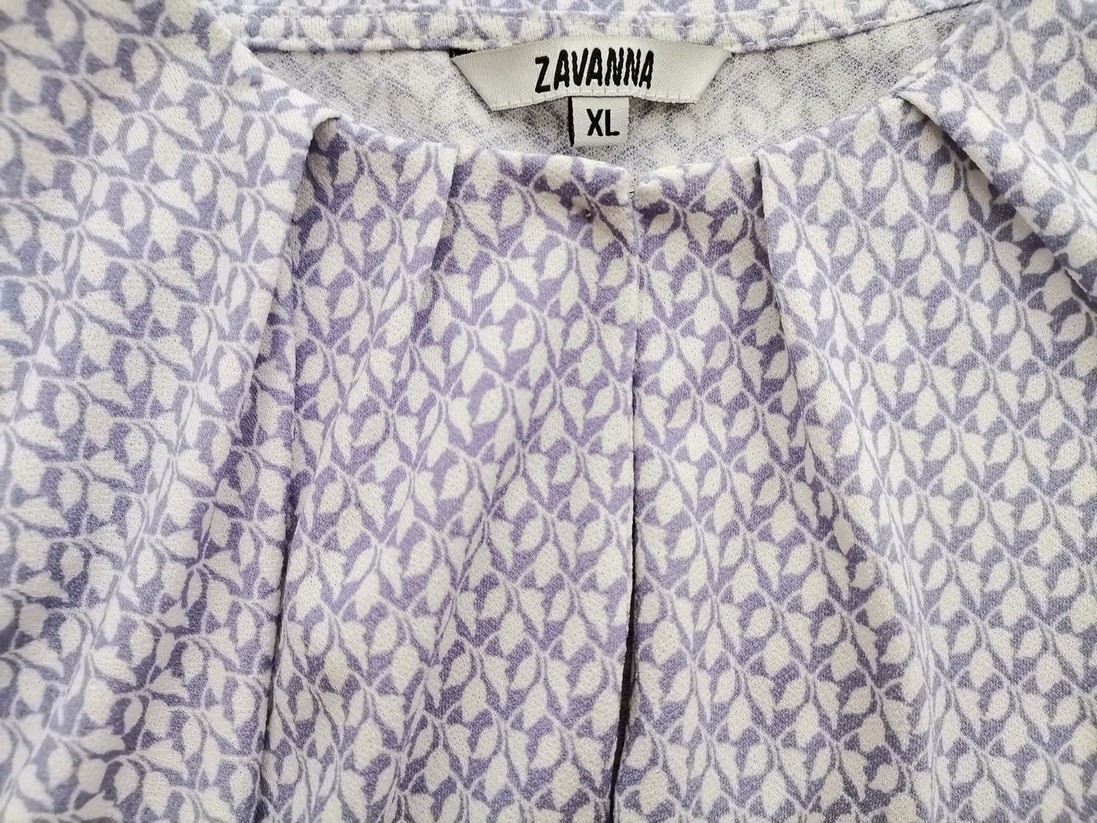 IMG_20220819_102702.jpg Zavanna Rozmiar XL Kolor Lawendowy Keyhole Crew Neck Bluzka Bezrękawnik
