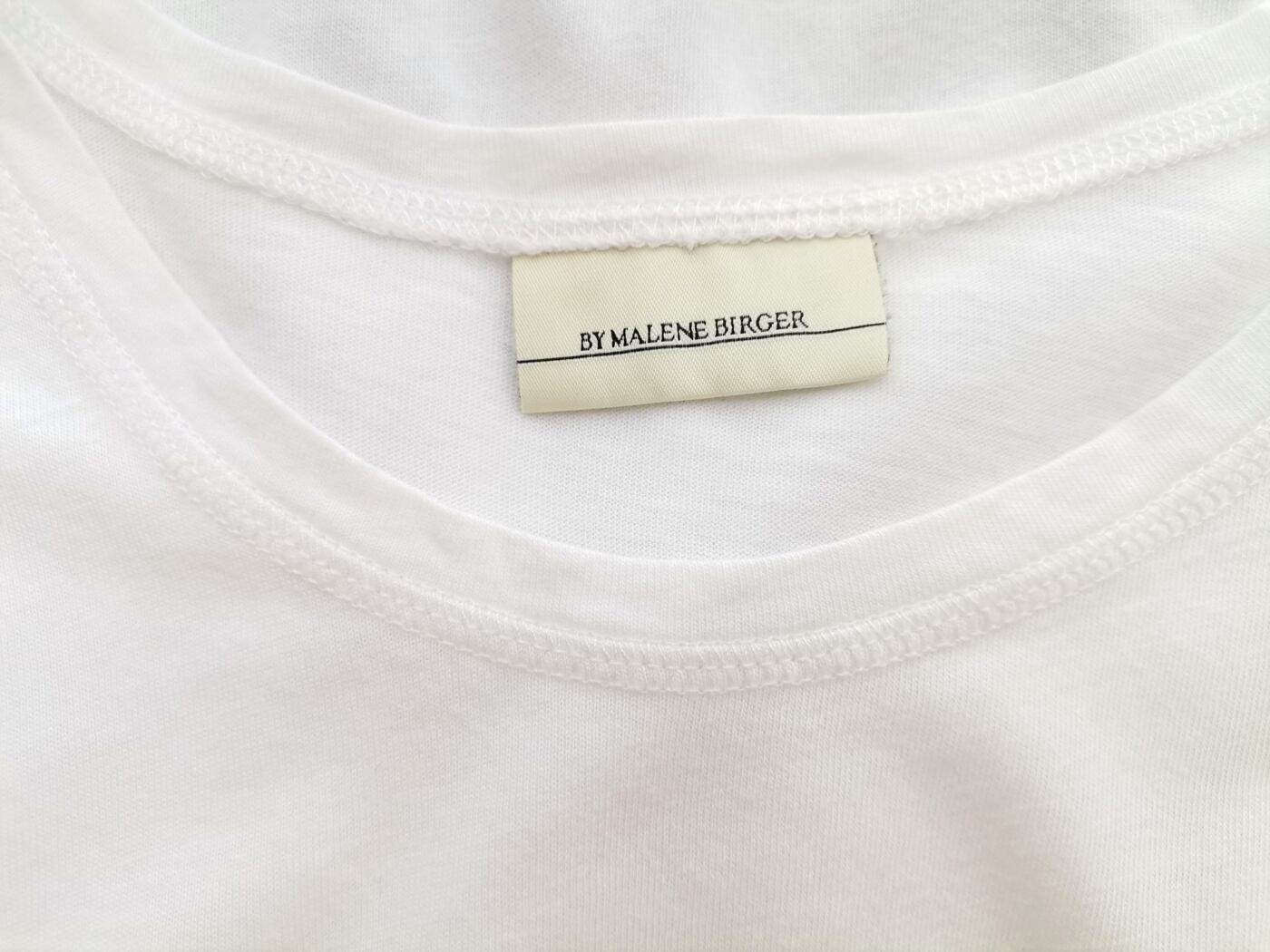 IMG_20220819_114619.jpg BY MALENE BIRGER Rozmiar M Kolor Biały Crew Neck Bluzka Bezrękawnik Materiał Modal
