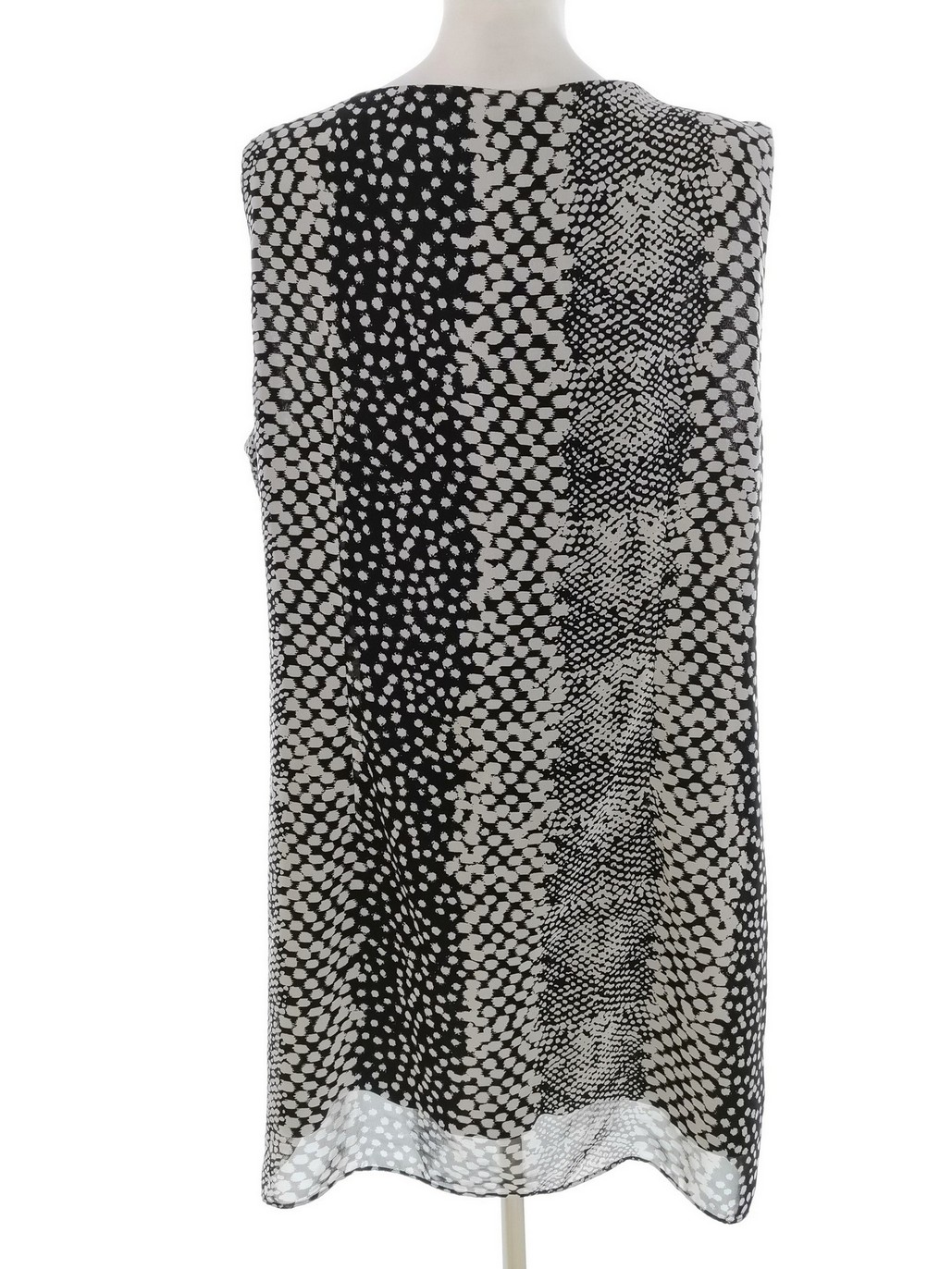 Vintage Rozmiar 46/48 Kolor Czarny Okrągły dekolt Sukienka Prostokątna Bezrękawnik Do Kolan Vintage Rozmiar 46/48 Kolor Czarny Okrągły dekolt Sukienka Prostokątna Bezrękawnik Do Kolan