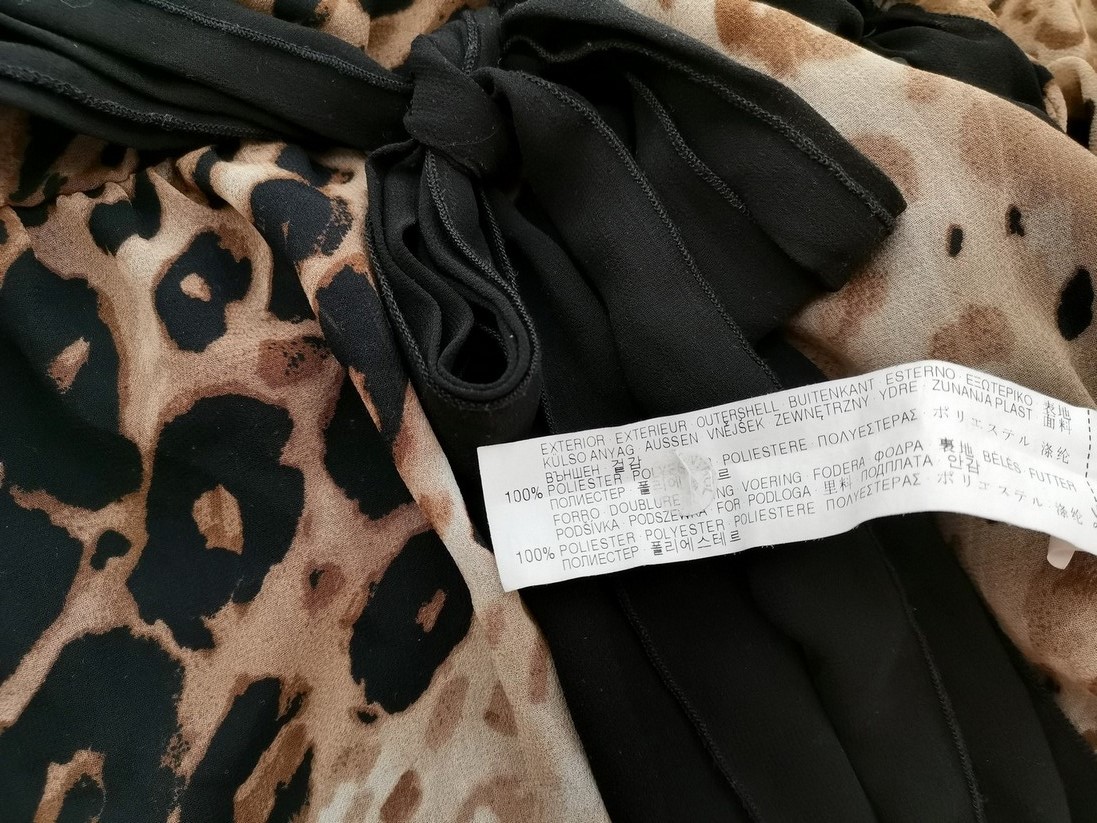 ZARA BASIC Rozmiar L Kolor Brązowy Panterka Odkryte Ramiona Sukienka Bodycon Krótki rękaw Do Kolan ZARA BASIC Rozmiar L Kolor Brązowy Panterka Odkryte Ramiona Sukienka Bodycon Krótki rękaw Do Kolan