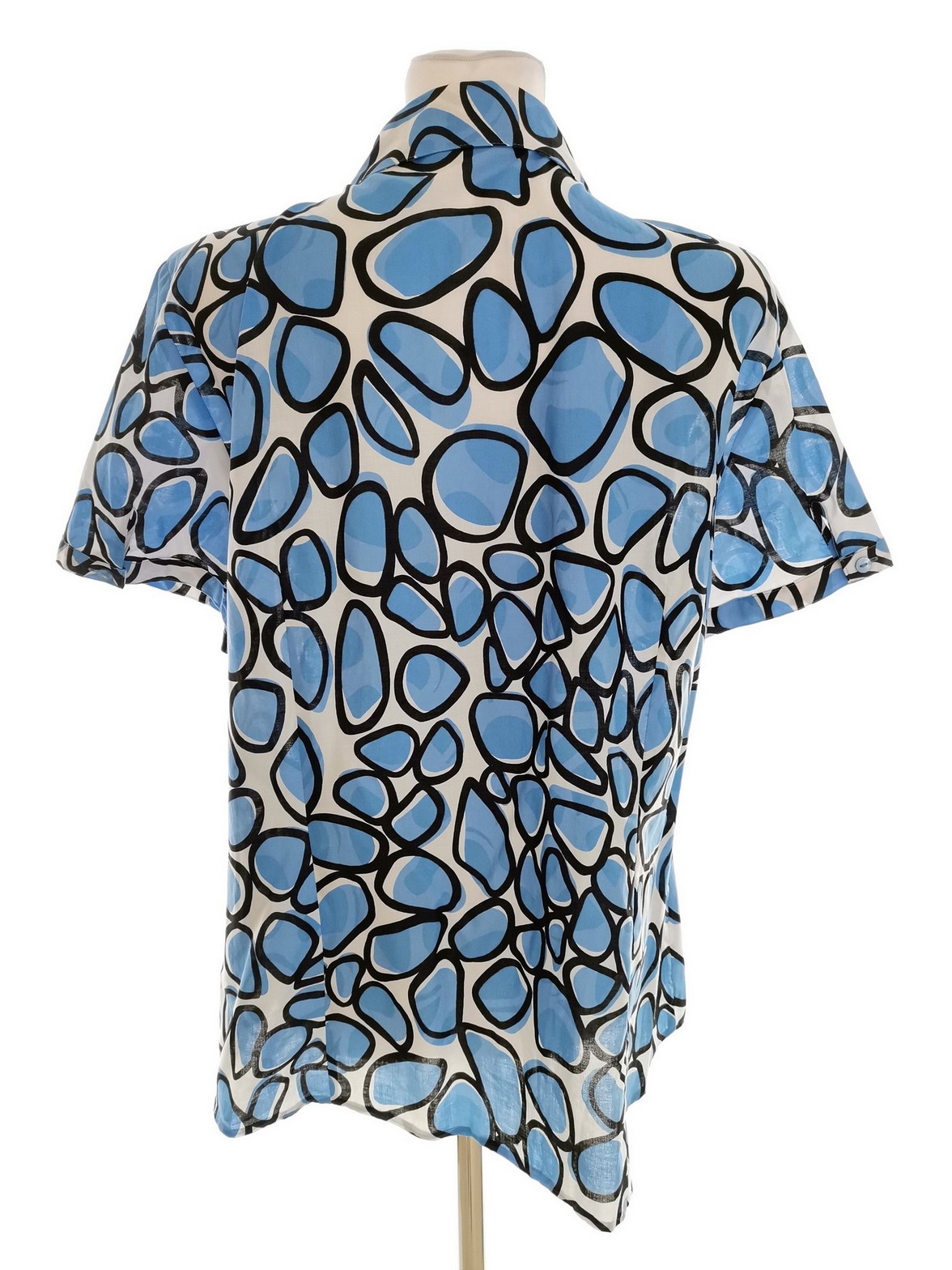 IMG_20220822_141224.jpg Gerry weber Rozmiar 44 Kolor Niebieski Geometryczny Kołnierz Koszula Zapinana Bluzka Krótki rękaw Materiał Bawełna 100%