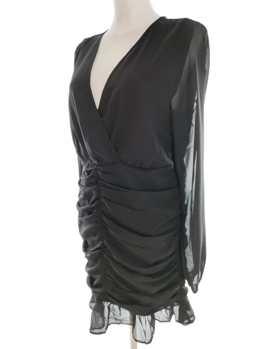 BIK BOK Rozmiar M Kolor Czarny W serek Sukienka Bodycon Długi rękaw Do Kolan BIK BOK Rozmiar M Kolor Czarny W serek Sukienka Bodycon Długi rękaw Do Kolan