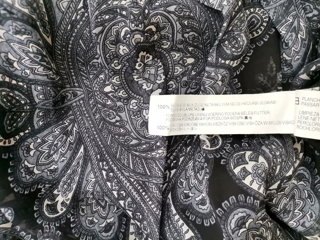 Zara Rozmiar M Kolor Czarny W serek Sukienka A-Line Bezrękawnik Midi Materiał Jedwab 100% Zara Rozmiar M Kolor Czarny W serek Sukienka A-Line Bezrękawnik Midi Materiał Jedwab 100%