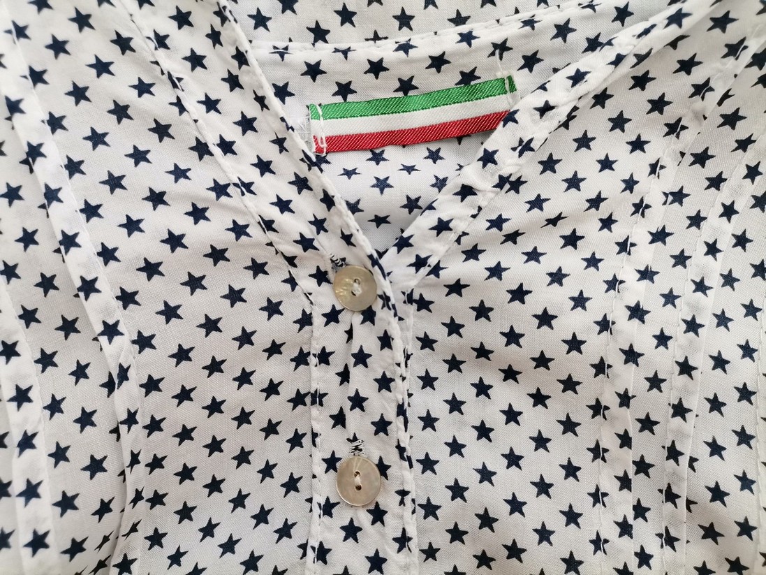 Italy Rozmiar 46/48 Kolor Biały Geometryczny Split Crew Neck Tunika Popover Bluzka Rękaw 3/4 Materiał Wiskoza Italy Rozmiar 46/48 Kolor Biały Geometryczny Split Crew Neck Tunika Popover Bluzka Rękaw 3/4 Materiał Wiskoza