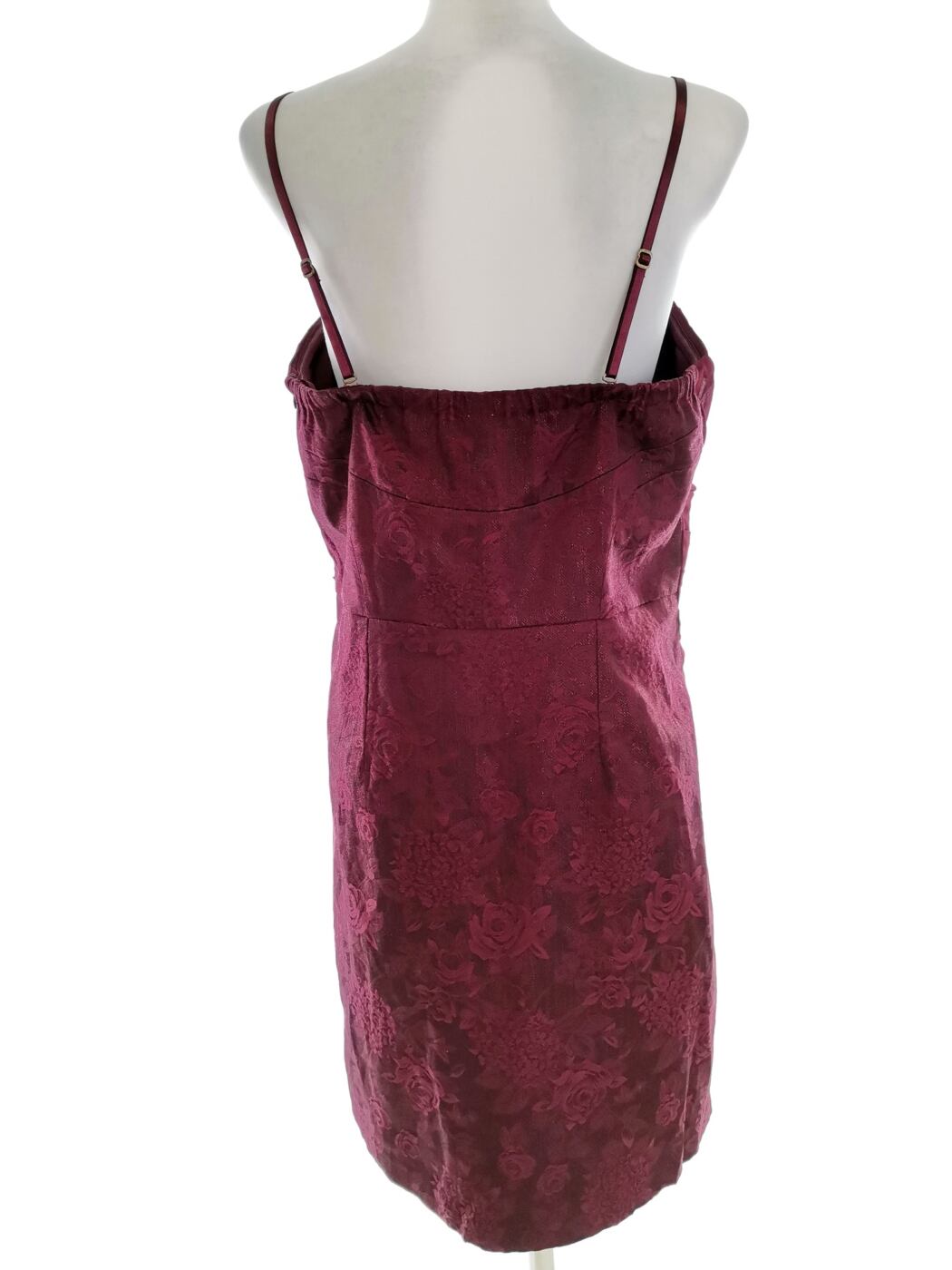 Vila Rozmiar XL Kolor Purpurowy Dekolt Serce Suknia Balowa Sukienka Wieczorowa Bezrękawnik Do Kolan Materiał Bawełna Vila Rozmiar XL Kolor Purpurowy Dekolt Serce Suknia Balowa Sukienka Wieczorowa Bezrękawnik Do Kolan Materiał Bawełna