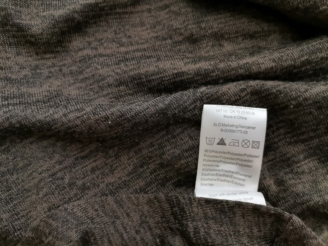 B.YOUNG Rozmiar S Kolor Brązowy Okrągły dekolt Sukienka Sweterkowa Długi rękaw Midi B.YOUNG Rozmiar S Kolor Brązowy Okrągły dekolt Sukienka Sweterkowa Długi rękaw Midi