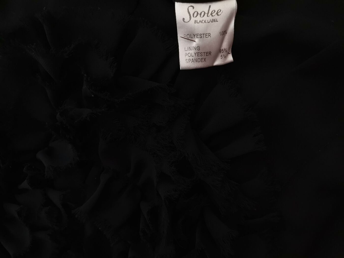 Soolee Black Label Rozmiar 34/36 Keyhole Crew Neck Sukienka Mini Bezrękawnik Krótka Soolee Black Label Rozmiar 34/36 Keyhole Crew Neck Sukienka Mini Bezrękawnik Krótka