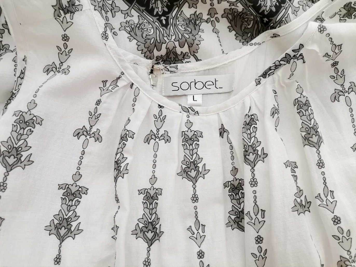 Sorbet Rozmiar L Kolor Biały Okrągły dekolt Sukienka A-Line Bezrękawnik Midi Materiał Bawełna 100% Sorbet Rozmiar L Kolor Biały Okrągły dekolt Sukienka A-Line Bezrękawnik Midi Materiał Bawełna 100%