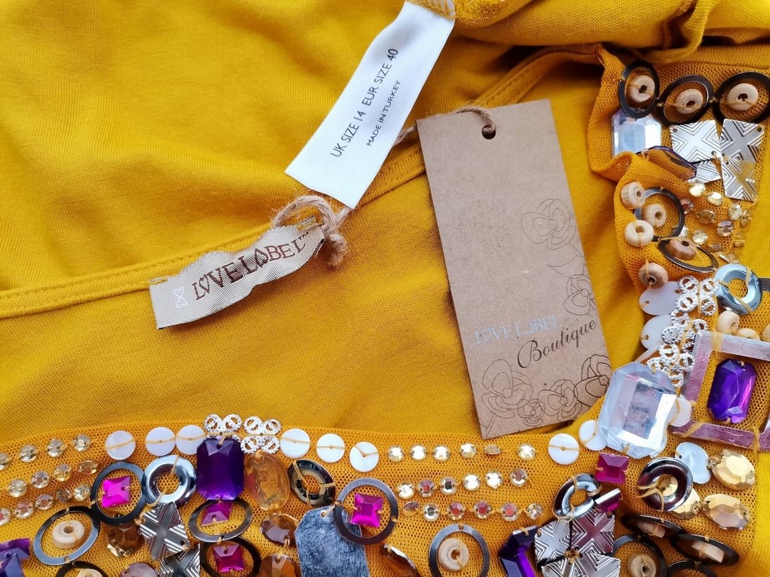 IMG_20220907_132559.jpg Love label Rozmiar 14 (40) Kolor Żółty Kwadratowy dekolt Bluzka Krótki rękaw Materiał Wiskoza 100%