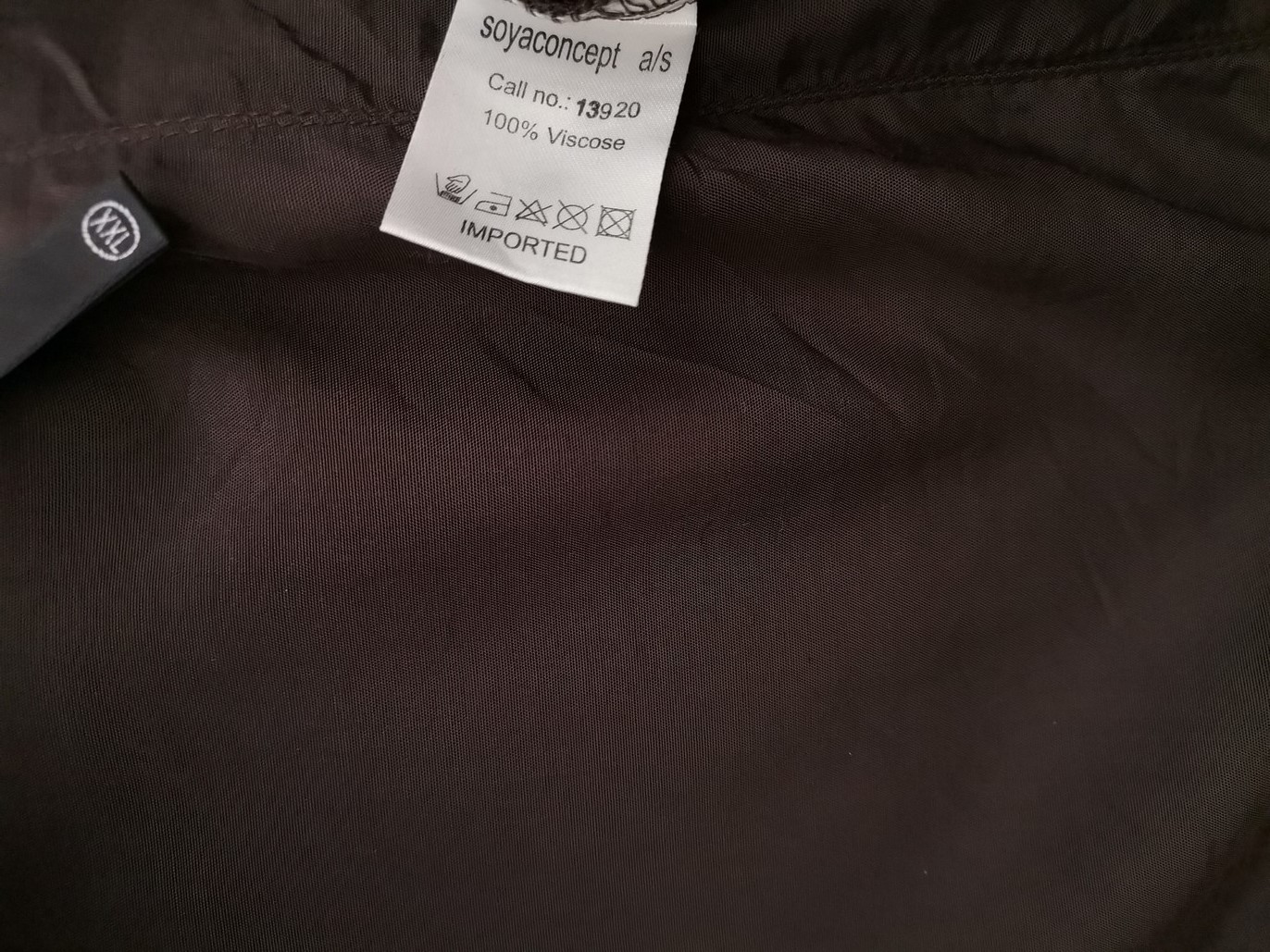 IMG_20220908_132048.jpg Soyaconcept Rozmiar XXL Kolor Brązowy Okrągły dekolt Bluzka Rękaw 3/4 Materiał Wiskoza 100%