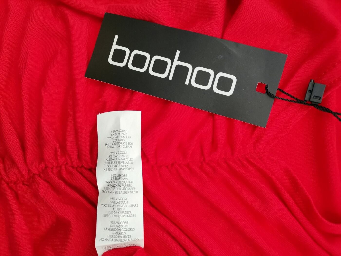 IMG_20220908_133127.jpg Boohoo Rozmiar 18 (46) Kolor Czerwony Głęboki Serek Bluzka Długi rękaw Materiał Wiskoza
