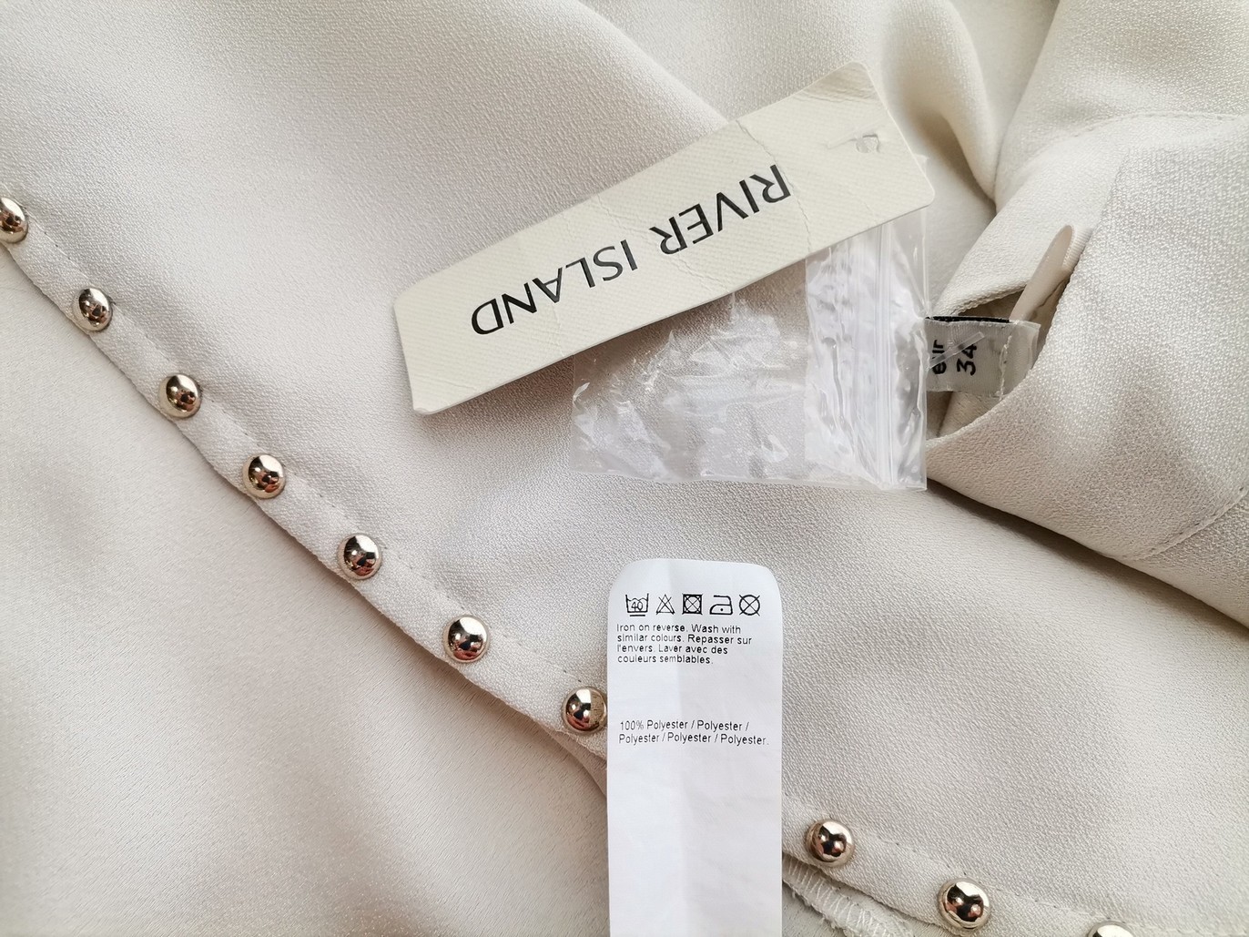 River island Rozmiar 8 (34) Kolor Kremowy Pół golf Bluzka Bezrękawnik