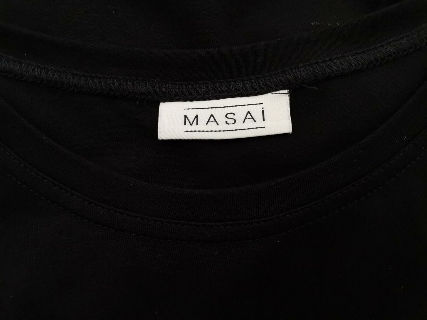 Masai Rozmiar XS Kolor Czarny Okrągły dekolt Sukienka Ołówkowa Bezrękawnik Do Kolan Materiał Wiskoza Masai Rozmiar XS Kolor Czarny Okrągły dekolt Sukienka Ołówkowa Bezrękawnik Do Kolan Materiał Wiskoza