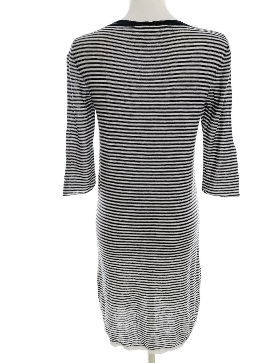 Maison scotch Rozmiar 38/40 Kolor Granatowy Pasy Okrągły dekolt Sukienka Prostokątna Rękaw 3/4 Do Kolan Maison scotch Rozmiar 38/40 Kolor Granatowy Pasy Okrągły dekolt Sukienka Prostokątna Rękaw 3/4 Do Kolan