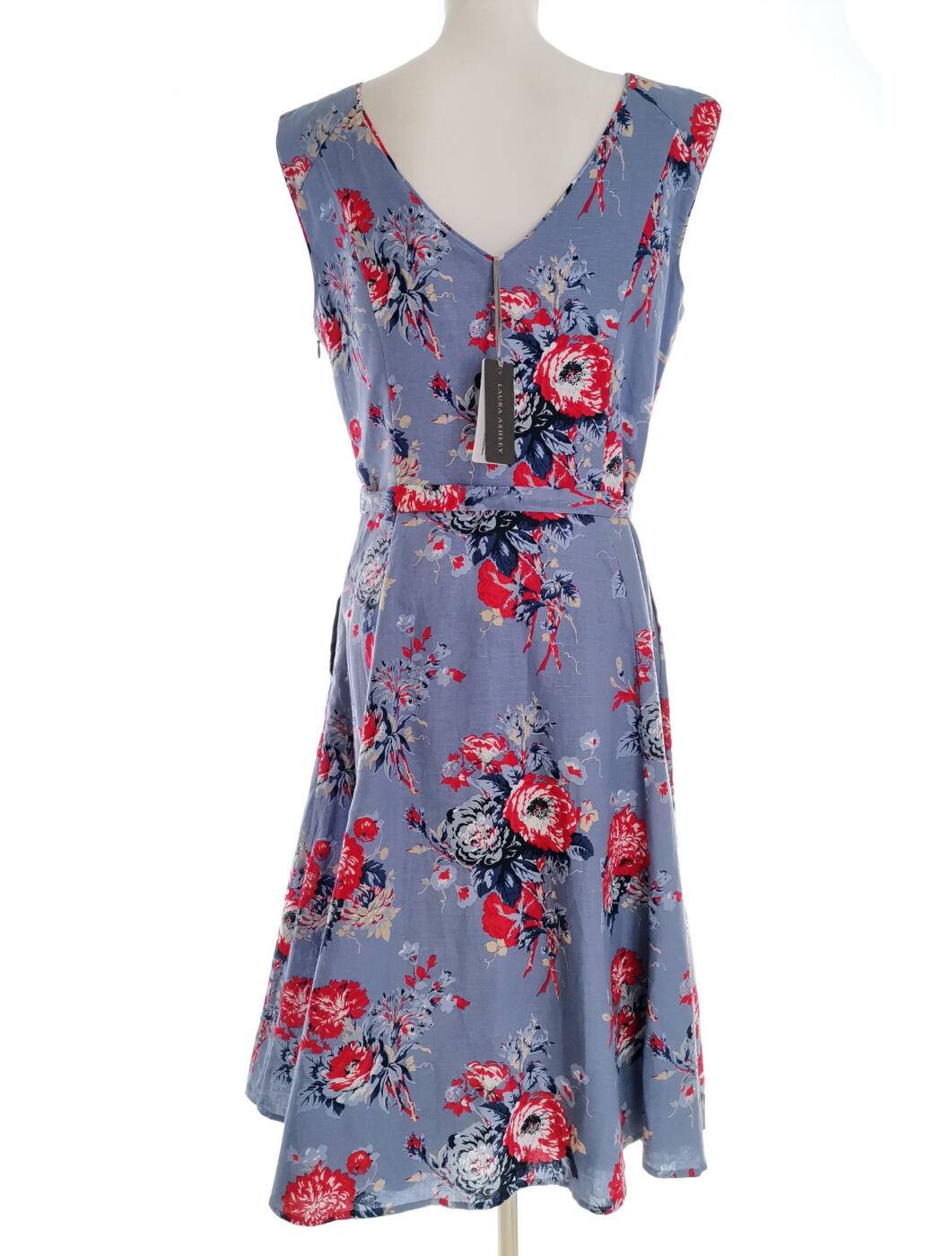 Laura ashley Rozmiar 12 (38) Kolor Niebieski W serek Sukienka A-Line Bezrękawnik Midi Materiał Len Laura ashley Rozmiar 12 (38) Kolor Niebieski W serek Sukienka A-Line Bezrękawnik Midi Materiał Len