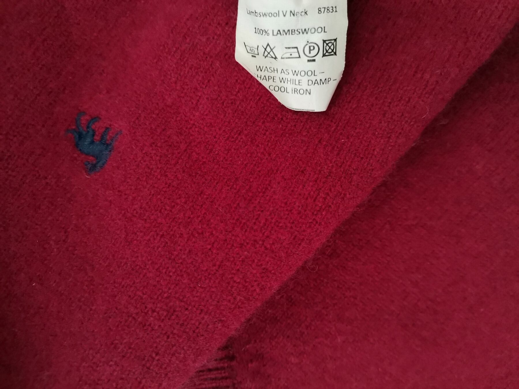 IMG_20220914_112149.jpg Magee Rozmiar XL Kolor Purpurowy Męski Sweter Długi rękaw Materiał Wełna Jagnięca 100%