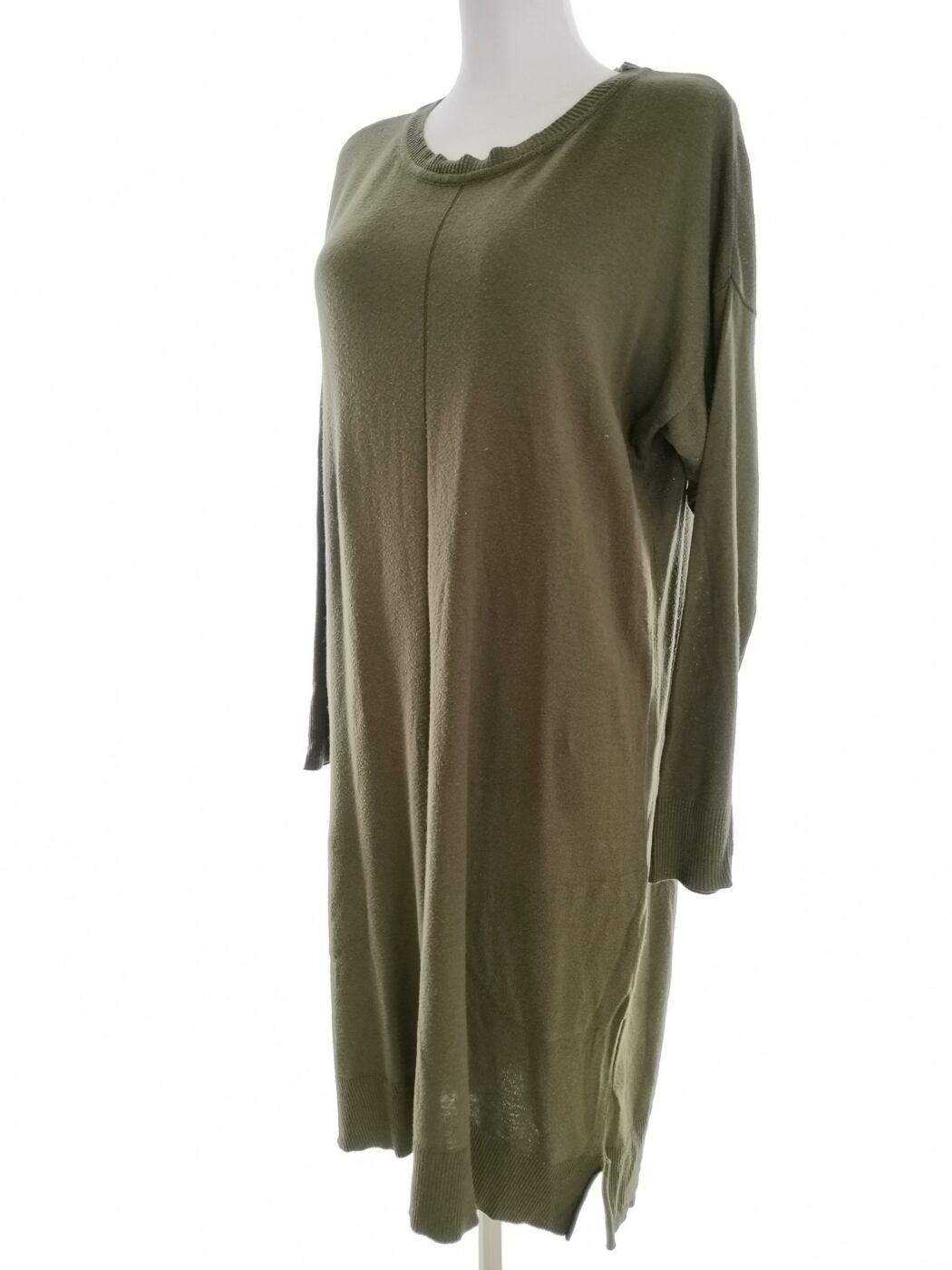 Tiffany Rozmiar 50/52 Kolor Khaki Okrągły dekolt Tunika Bluzka Długi rękaw Materiał Bawełna Tiffany Rozmiar 50/52 Kolor Khaki Okrągły dekolt Tunika Bluzka Długi rękaw Materiał Bawełna