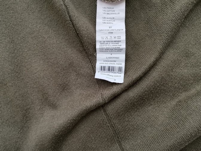 Tiffany Rozmiar 50/52 Kolor Khaki Okrągły dekolt Tunika Bluzka Długi rękaw Materiał Bawełna Tiffany Rozmiar 50/52 Kolor Khaki Okrągły dekolt Tunika Bluzka Długi rękaw Materiał Bawełna