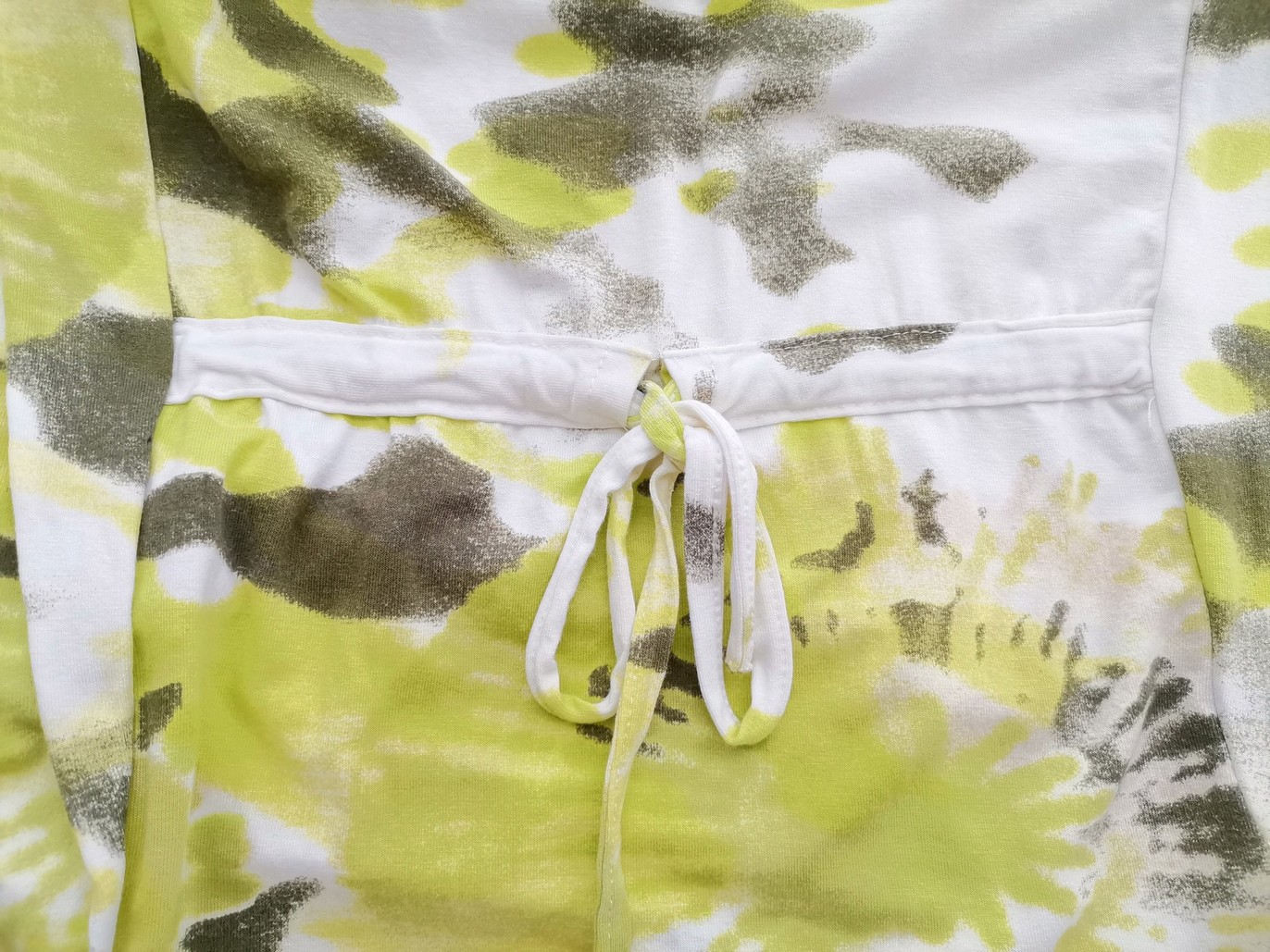 Vintage Rozmiar 42/44 Kolor Zielony Floral Owoce Okrągły dekolt Tunika Bluzka Krótki rękaw Vintage Rozmiar 42/44 Kolor Zielony Floral Owoce Okrągły dekolt Tunika Bluzka Krótki rękaw