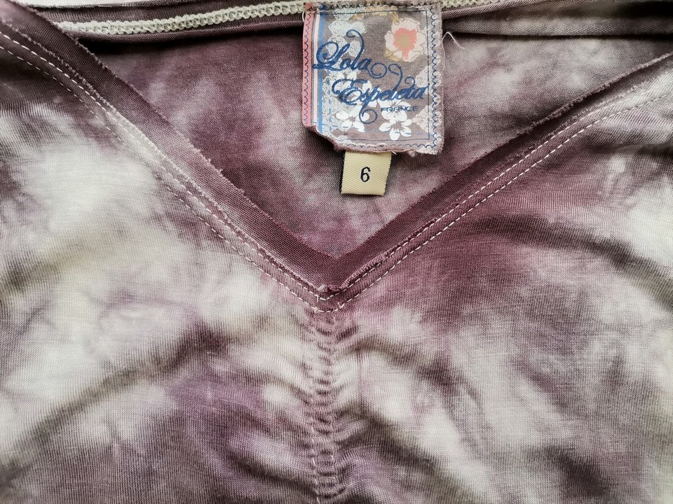 Lola Espeleta Rozmiar 6 (44) Kolor Fioletowy Abstrakcja W serek Tunika Bluzka Długi rękaw Materiał Rayon Lola Espeleta Rozmiar 6 (44) Kolor Fioletowy Abstrakcja W serek Tunika Bluzka Długi rękaw Materiał Rayon