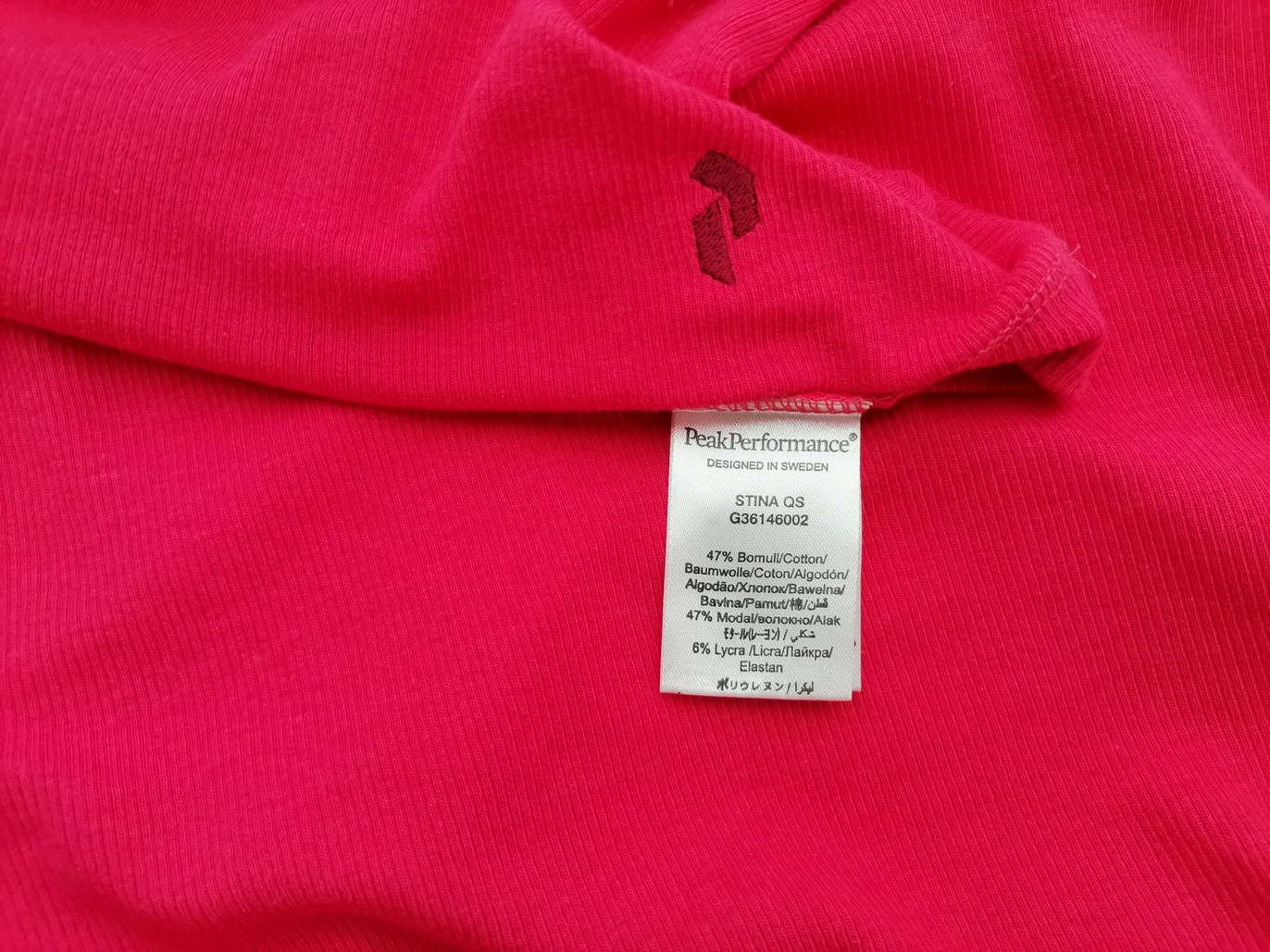 Peak performance Rozmiar L Kolor Różowy W serek Tunika Bluzka Rękaw 3/4 Materiał Modal Peak performance Rozmiar L Kolor Różowy W serek Tunika Bluzka Rękaw 3/4 Materiał Modal