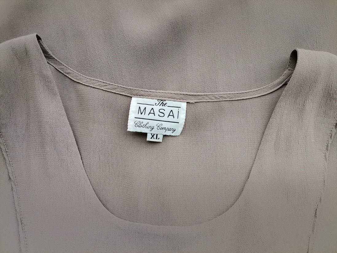 The Masai Rozmiar XL Kolor Szary Okrągły dekolt Tunika Bluzka Krótki rękaw Materiał Wiskoza 100% The Masai Rozmiar XL Kolor Szary Okrągły dekolt Tunika Bluzka Krótki rękaw Materiał Wiskoza 100%
