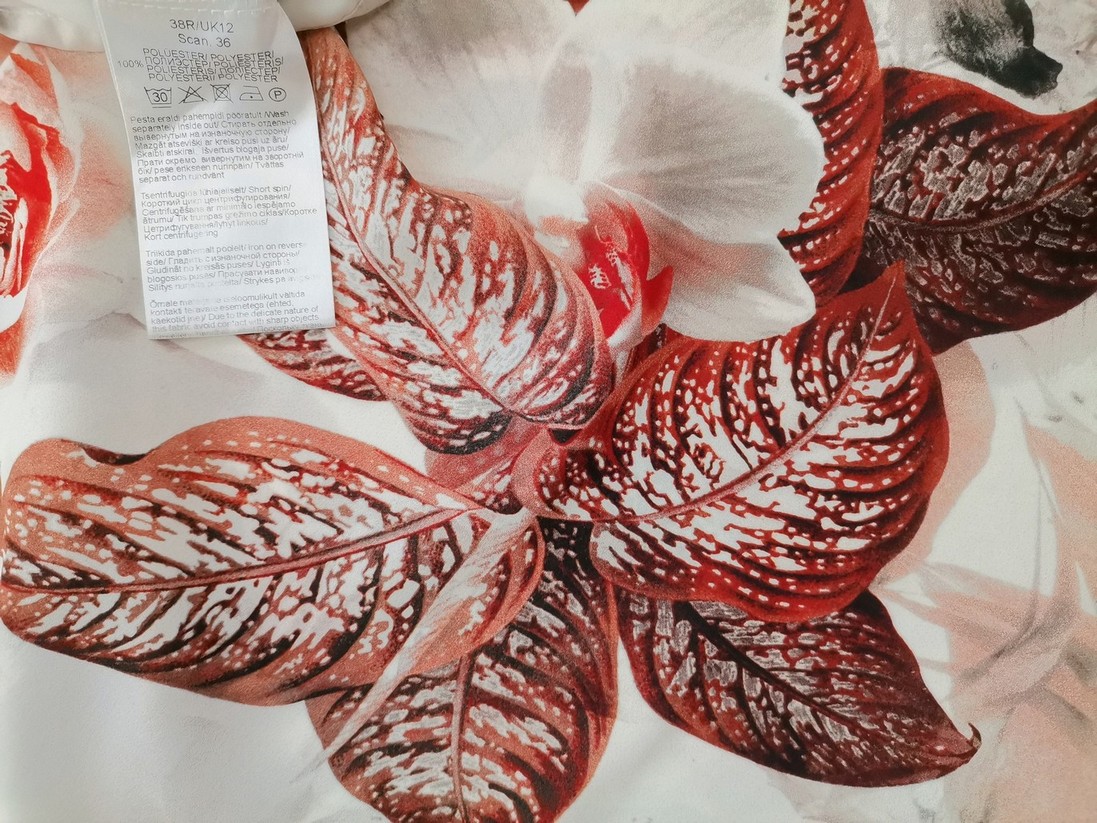 Mosaic Rozmiar 12 (38) Kolor Kremowy Okrągły dekolt Bluzka Krótki rękaw